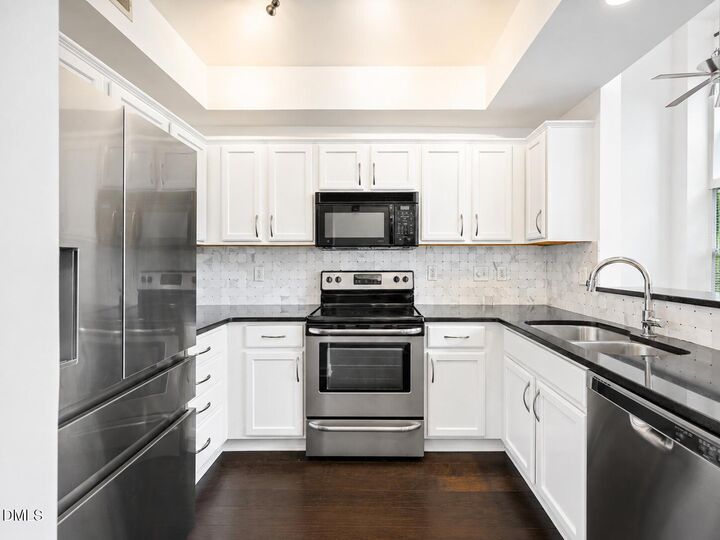Property Photo:  200 S Dawson Street 111  NC 27601 