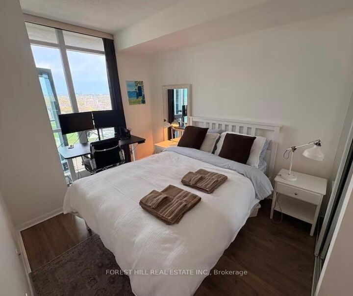 Property Photo:  231 Fort York Boulevard 2507  ON M5V 1B2 