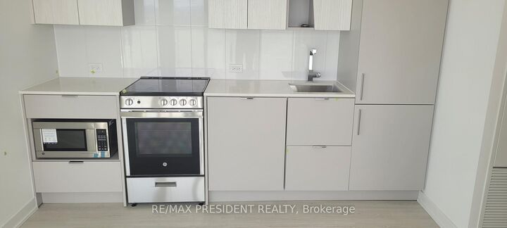 Property Photo: 3883 Quartz Road E 5310 ON L5B 0M4