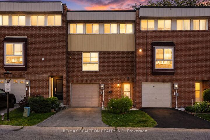 7 Sebastian Cabot Way — photo 1