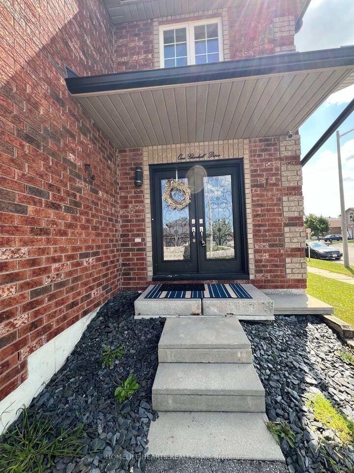 Property Photo: 1 Glenhill Drive ON L4N 5X4
