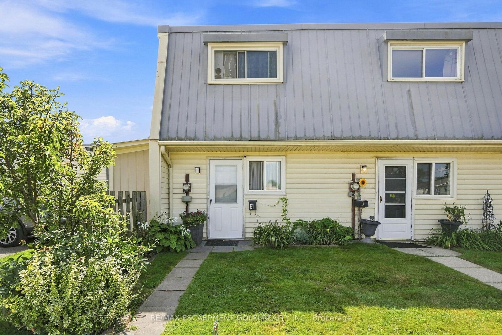 Property Photo: 8646 Willoughby Drive 4 ON L2G 6X7