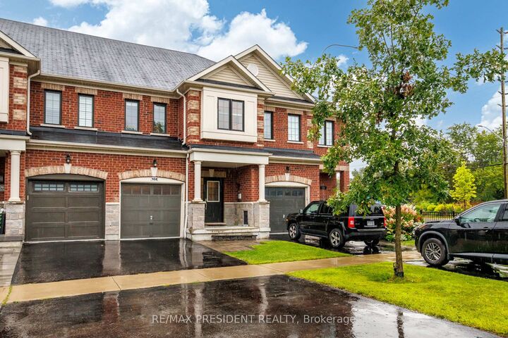 Property Photo:  108 Underwood Drive  ON L1M 0K9 