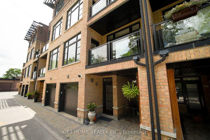 Property Photo: 8169 Kipling Avenue E 22 ON L4L 0G4