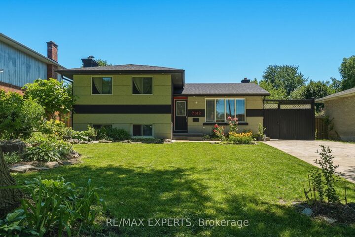 Property Photo: 7142 Rosseau Place ON L2J 3V2