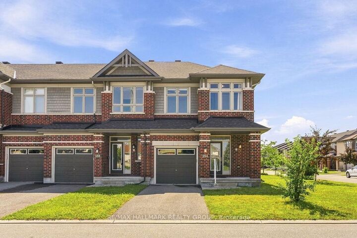 254 Dolce Crescent — photo 1