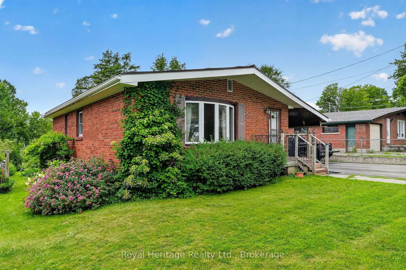 Property Photo:  8 Simmons Street  ON K0K 1S0 
