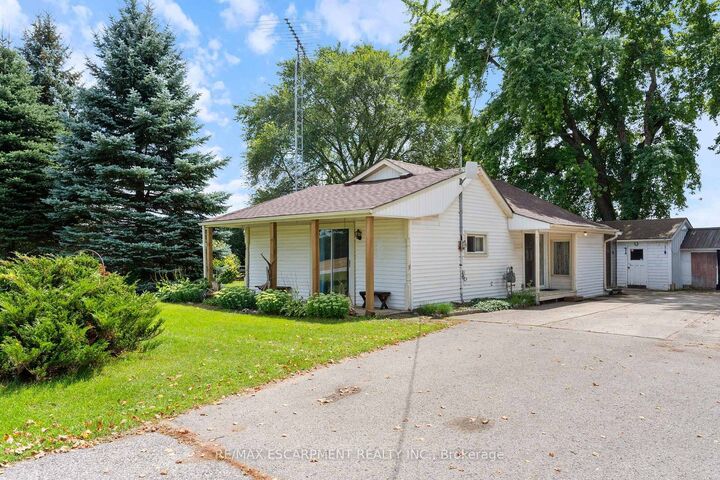 Property Photo:  2088 Highway 3 N/A  ON N4B 2W4 