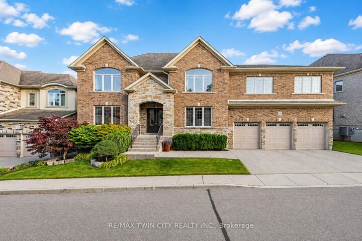 258 Edgewater Crescent 3 — photo 1