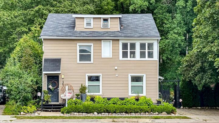 Property Photo: 39 Park Street E ON L9H 1C9