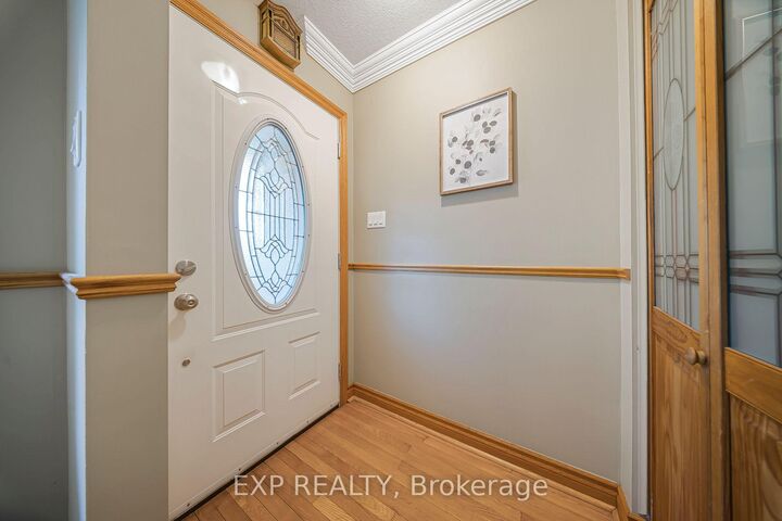 Property Photo: 124 Dunsmere Drive ON N2E 1V7