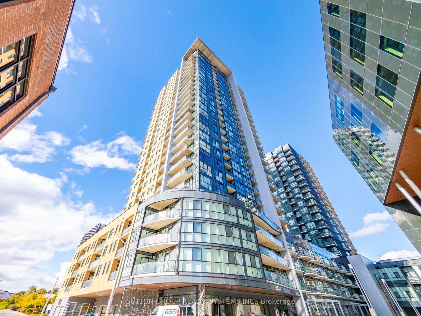 Property Photo:  108 Garment Street 404  ON N2G 0E2 