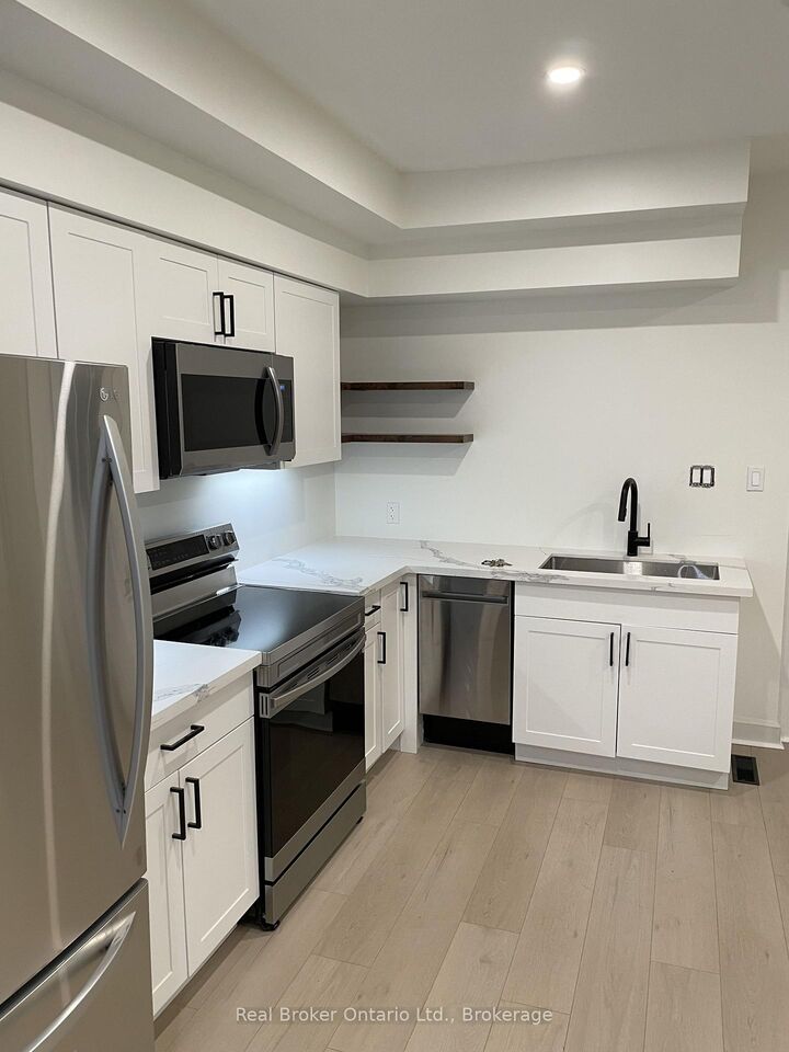 Property Photo:  104 Aylmer Street N Lower  ON K9J 3J5 