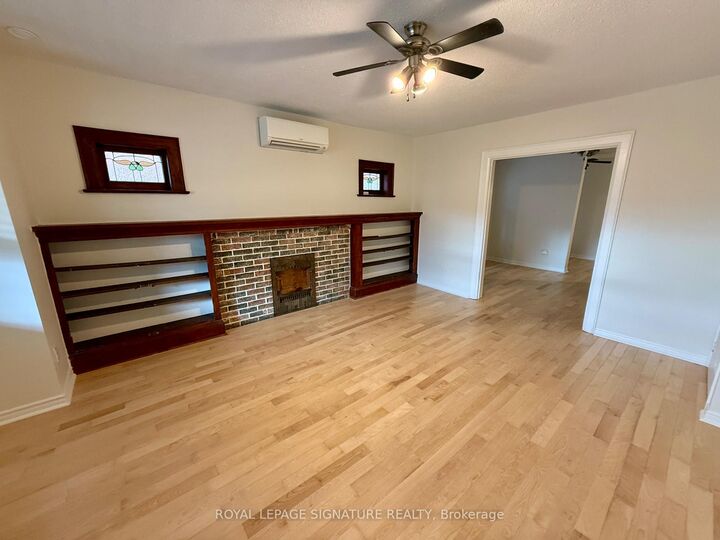 Property Photo:  60 Glen Manor Drive Main Floor  ON M4E 2X2 