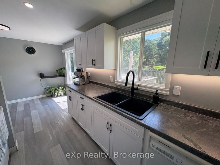 Property Photo: 23 Valleyside Drive ON N0G 2V0