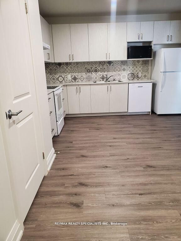Property Photo:  307 King Street E 206  ON L8N 1C1 