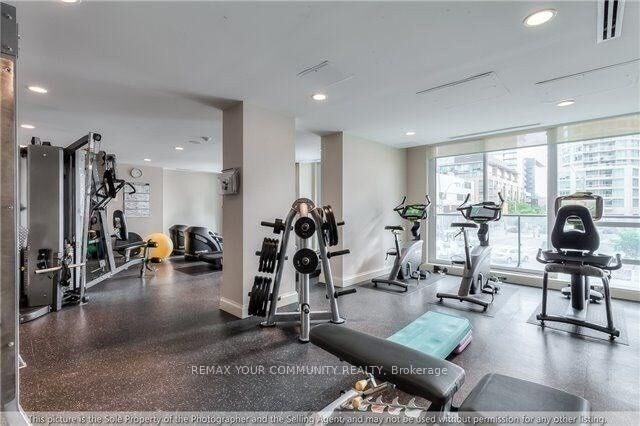 Property Photo:  825 Church Street 2101  ON M4W 3Z4 
