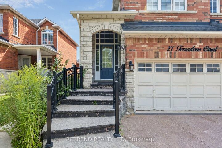 Property Photo:  27 Terrastone Court  ON L7E 2G7 
