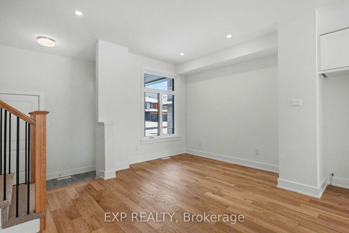 Property Photo: 1180 Cope Drive ON K2S 3C4