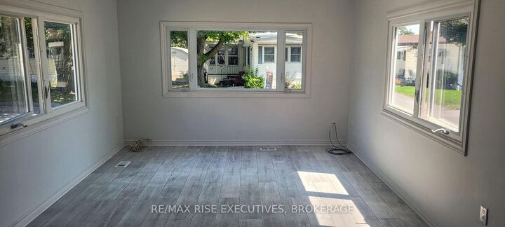 Property Photo: 12 Wentworth Drive ON K7K 5C9