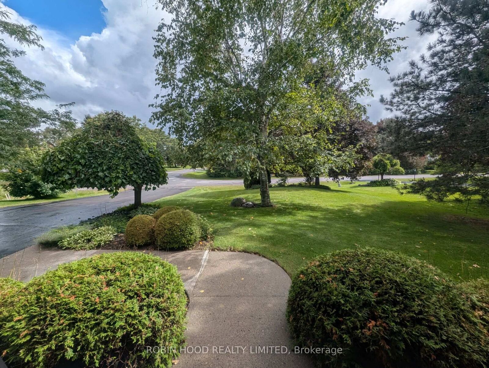 Property Photo: 27 Hastings Park Drive Nil ON K8P 5G4