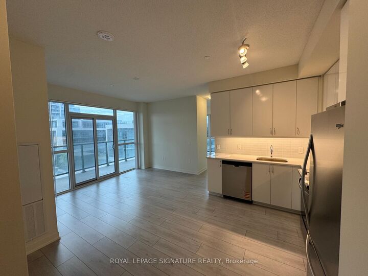 Property Photo:  38 Annie Craig Drive 502  ON M8V 0A8 