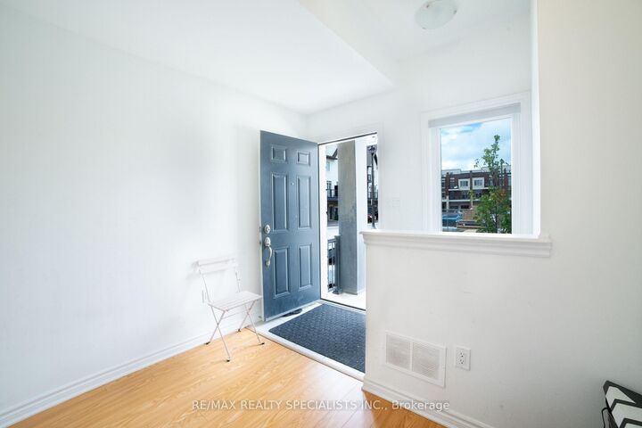 Property Photo:  29 Tiveron Avenue  ON L7C 3S9 