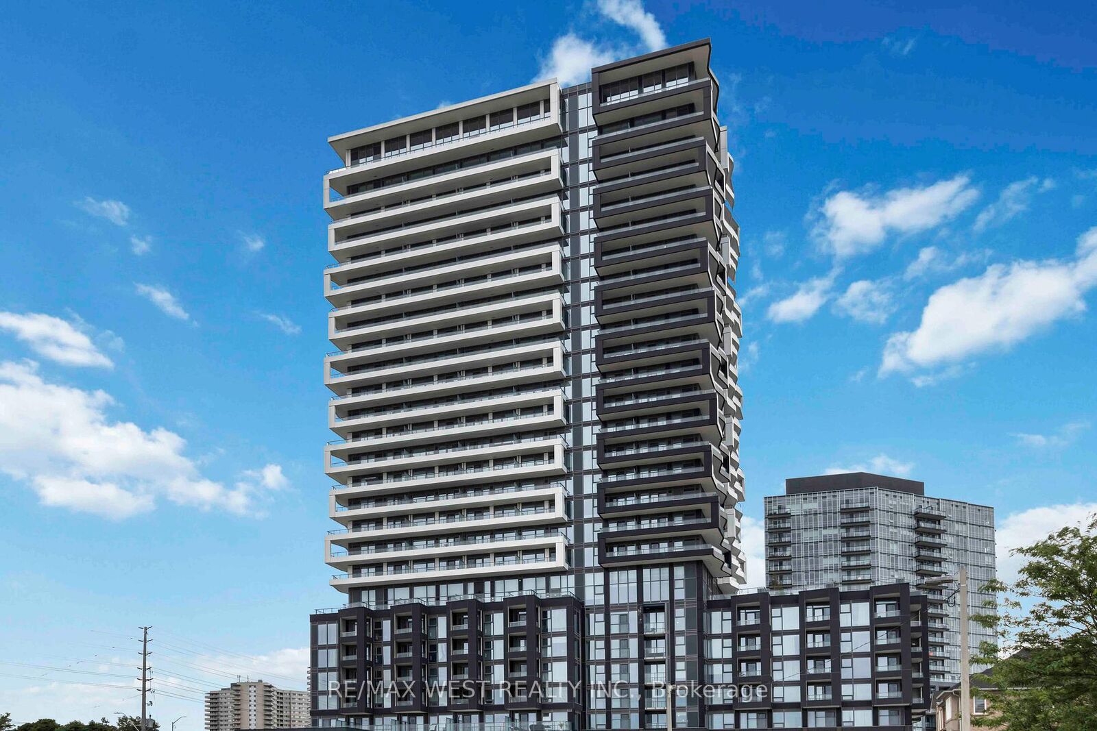 Property Photo: 260 Malta Avenue 1111 ON L6Y 6L7