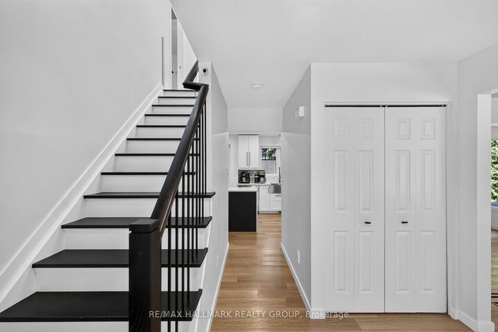 Property Photo:  1 Hedgerow Lane  ON K2S 1C9 