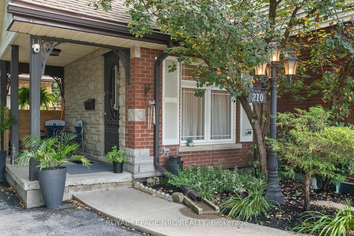 Property Photo: 210 Ontario Street ON L2V 1E4