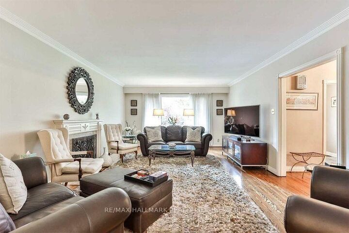 Property Photo: 30 Medalist Road ON M2P 1Y5