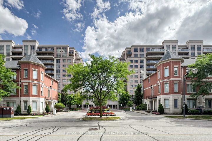 Property Photo: 39 Galleria Parkway 210 ON L3T 0A6