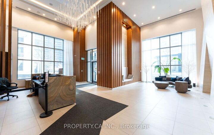 Property Photo:  70 Annie Craig Drive 2709  ON M8V 0C5 