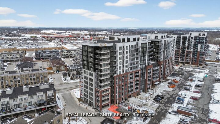 Photo de la propriété:  51 Clarington Boulevard 611  ON L1C 7J8 
