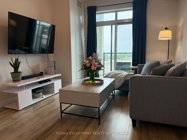 Photo de la propriété: 5055 Greenlane Road 415 ON L3J 2J3