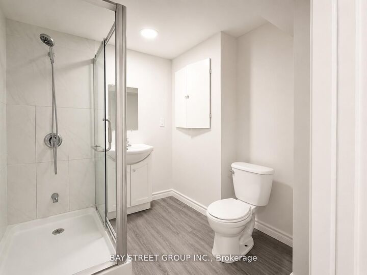 Property Photo:  82 Radwell Cres Crescent  ON M1V 2J5 