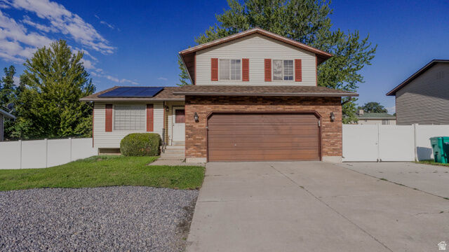 Property Photo:  2611 N 1600 E  UT 84040 