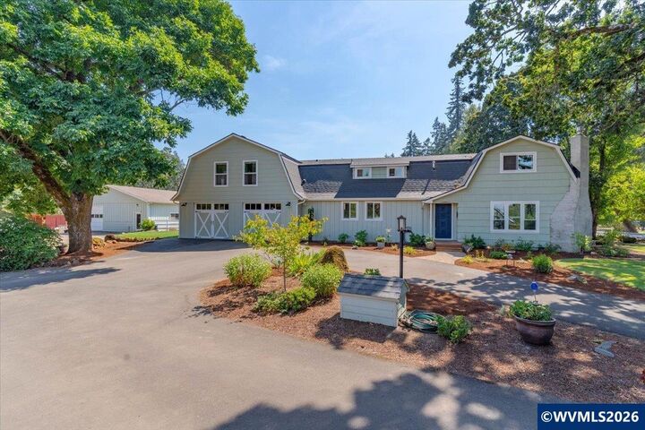 Property Photo:  230 Howell Prairie Rd SE  OR 97317 