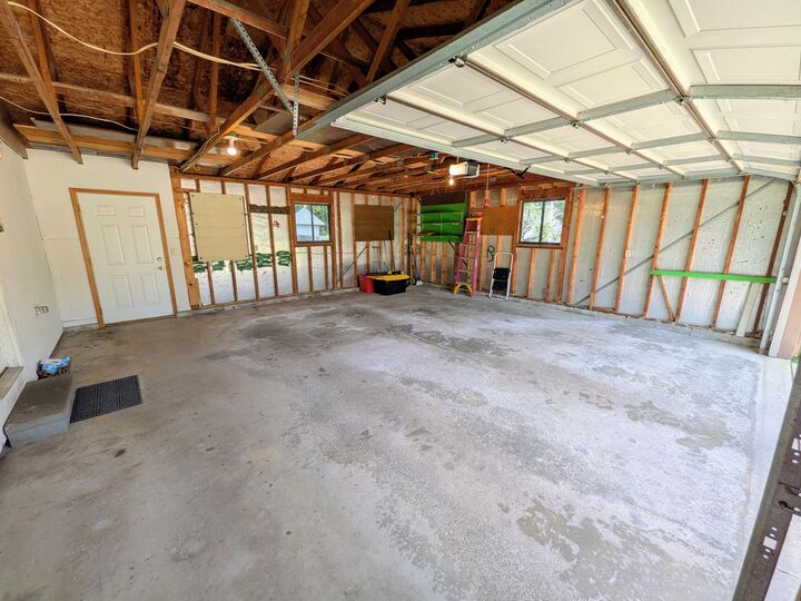 Property Photo: 1309 N Antler Street MI 48624
