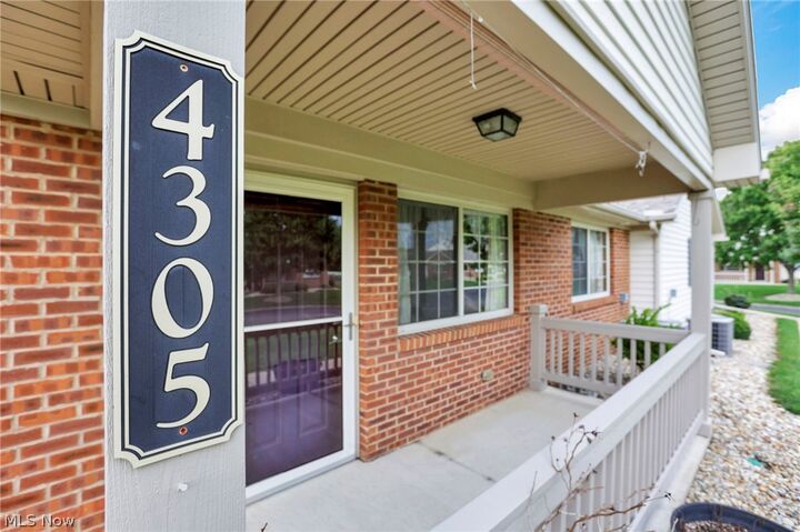 Property Photo:  4305 E Strattford Circle E  OH 43701 