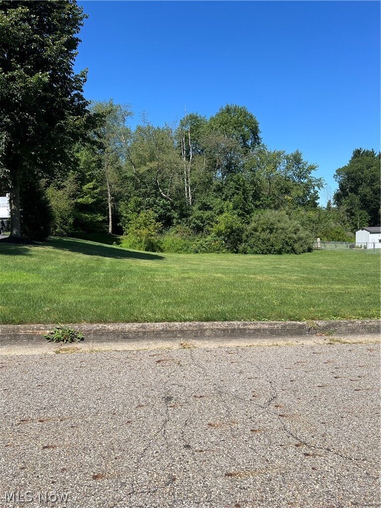 Property Photo:  Malibu Drive  OH 44413 