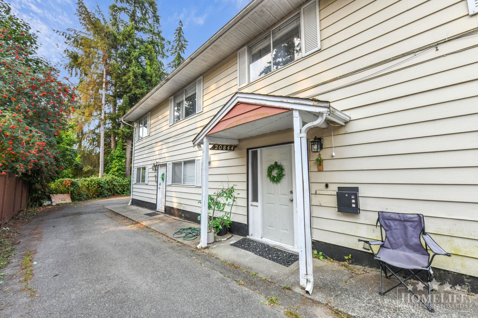 Property Photo:  20844 Douglas Crescent B  BC V3A 4C2 