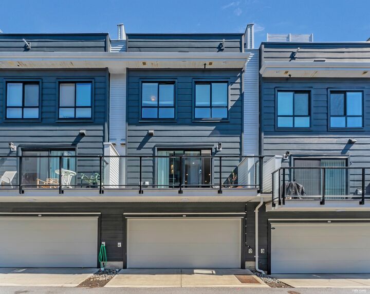 Property Photo: 2277 Oak Meadows Drive 180 BC V3Z 0W6