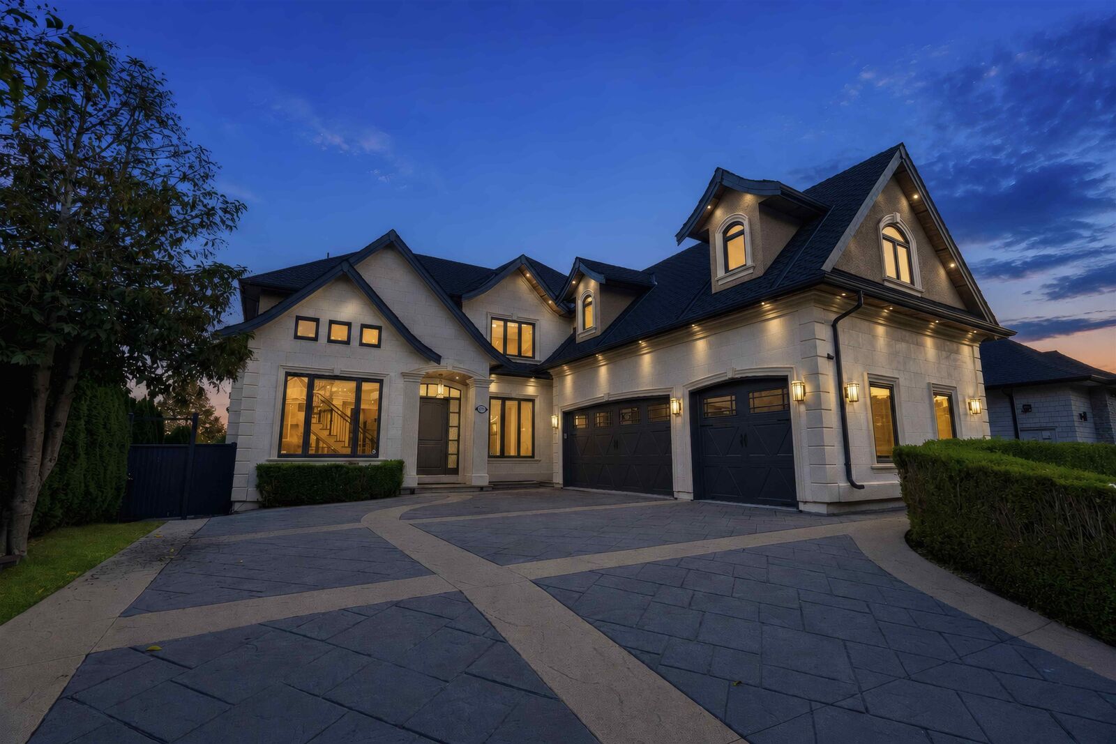 Property Photo: 16636 57 Avenue BC V3S 2L7