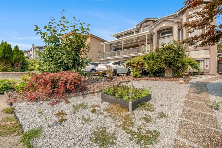 Property Photo: 3179 Arrrowsmith Place BC V3E 3B5