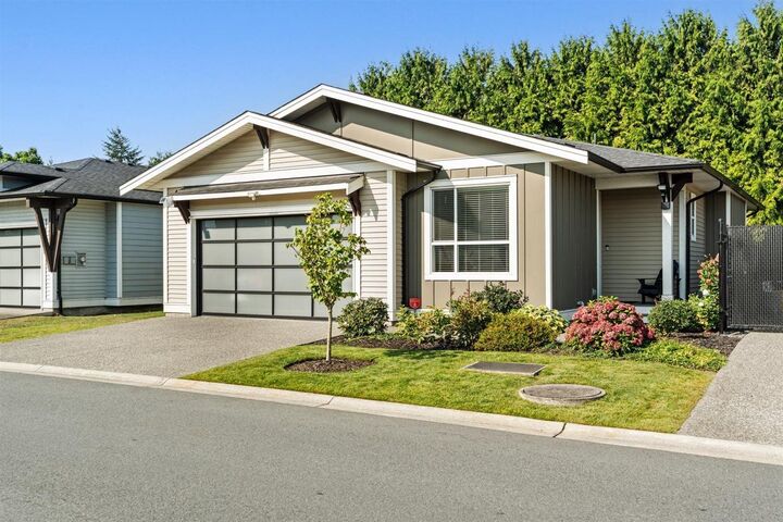 Property Photo: 46213 Hak'Weles Road 2 BC V2C 0C6