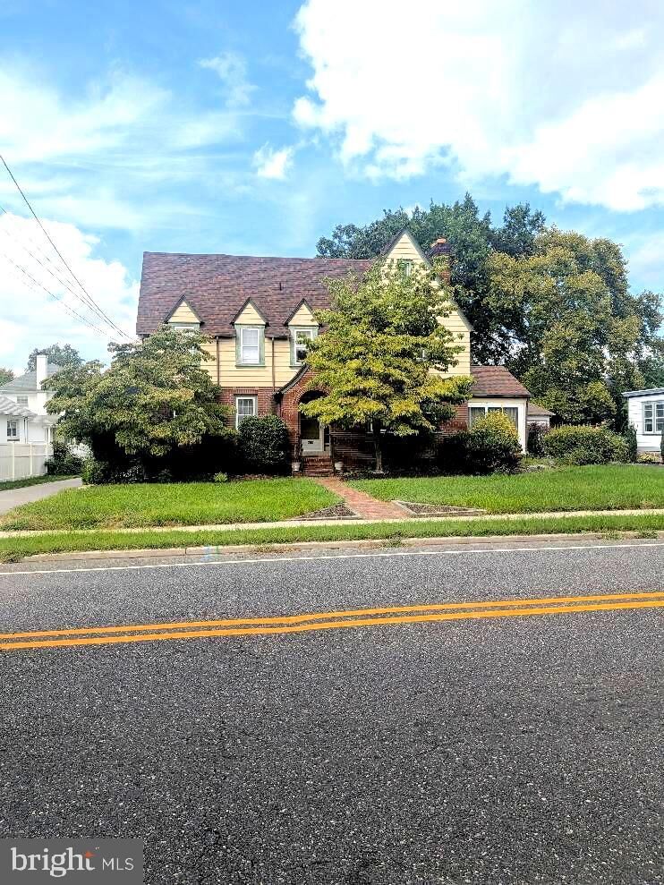 Property Photo:  250 Delaware Street  NJ 08096 