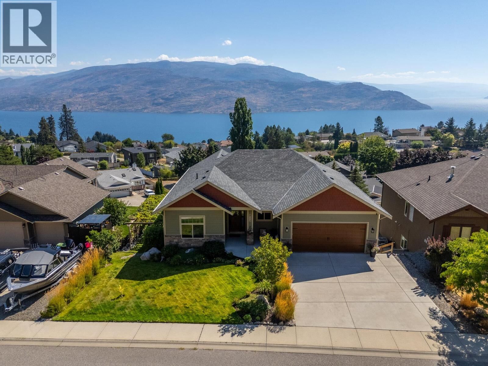 Property Photo:  6112 Seymoure Avenue  BC V0H 1X4 