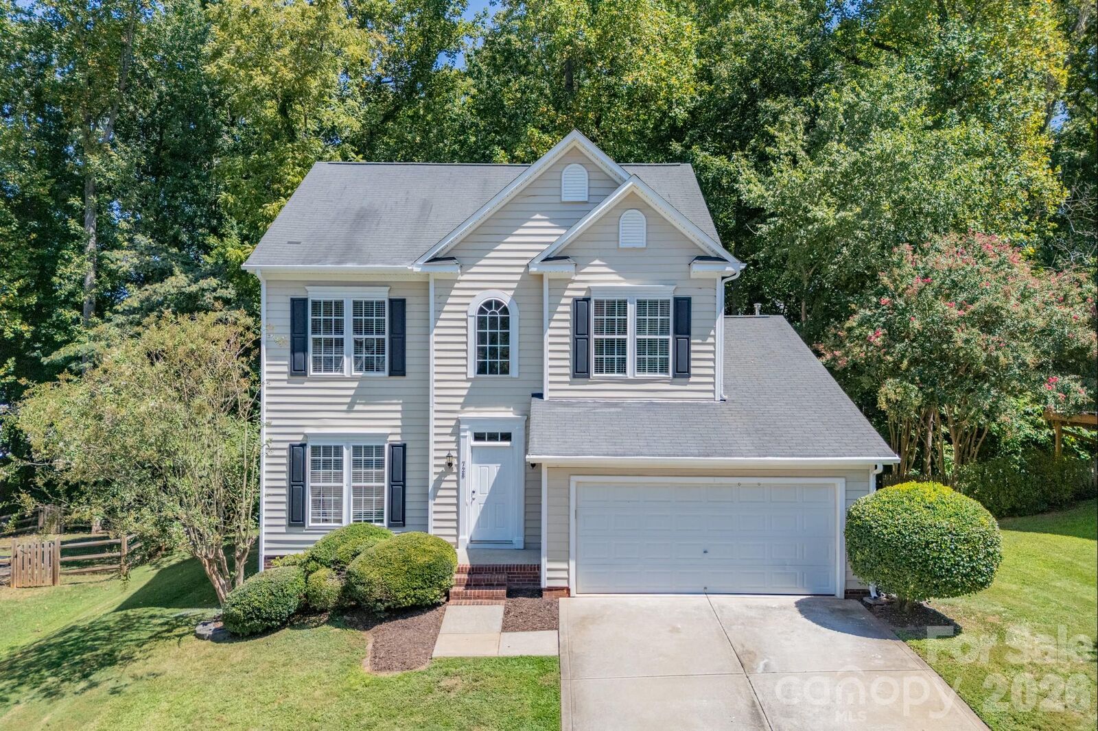 Property Photo: 728 Knightswood Road SC 29708
