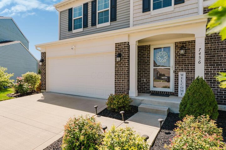Property Photo:  7456 Winding Path Court  OH 43110 